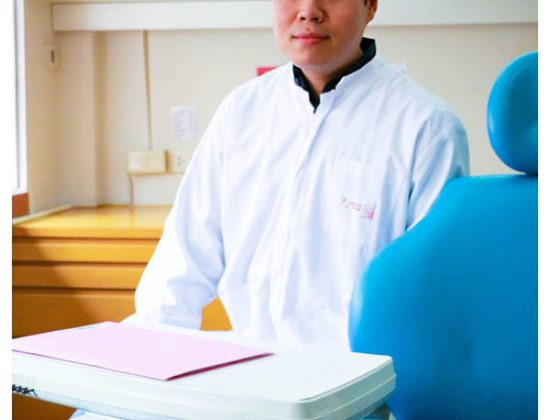 Dr. Thamrong Techaumnuywit – Bangkok