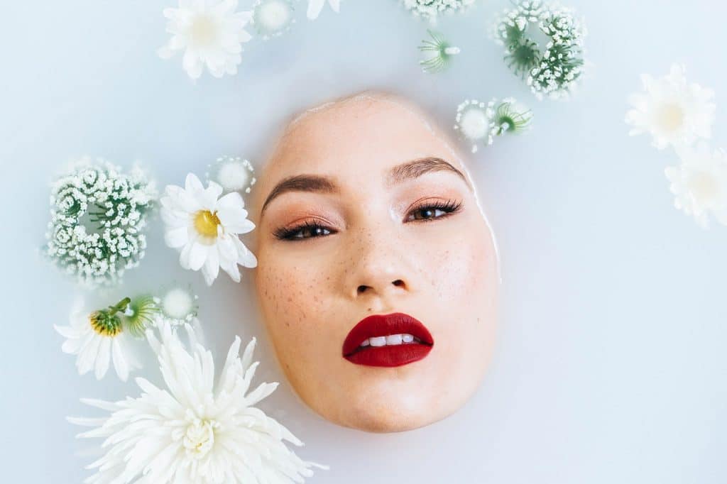 skin whitening milk bath